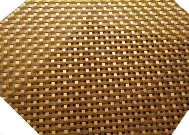 Grillage architectural de couleur d'or, ouverture sertie par replis de la maille 6mm d'écran de fil plat