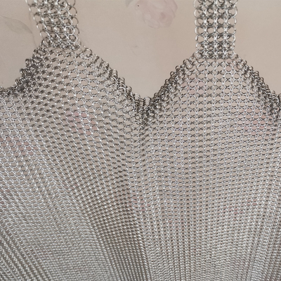 Écrans de cheminée en métal avec une maille de couleur ancienne