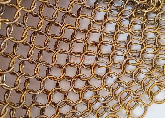 0.8x7mm Rideau en acier inoxydable de couleur dorée pour séparateur d'espace et décor architectural