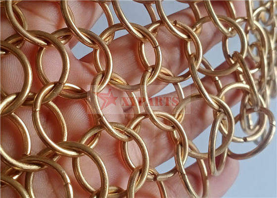 Tissu en maille de maillette de couleur dorée 1,5x15 mm pour rideau de séparation de pièce
