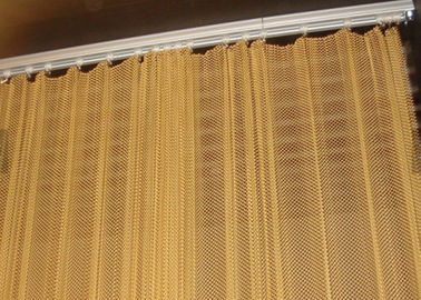 Rideau de treillis en aluminium avec voie métallique
