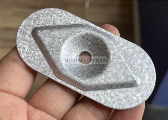 Attache de toiture en acier Galvalume pour joint métallique 82x40mm