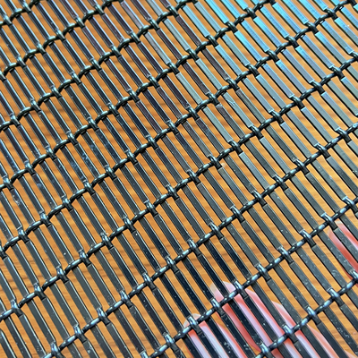 Panneau en treillis d'aluminium noir pour cloison