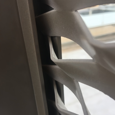 Connexion enduite par PVDF la maille augmentée par cadre en métal pour le panneau de mur externe de Curtan
