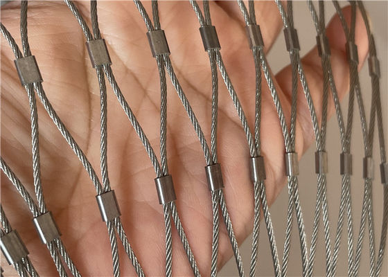 Clôture en treillis métallique en acier inoxydable flexible et durable pour remplissage de garde-corps