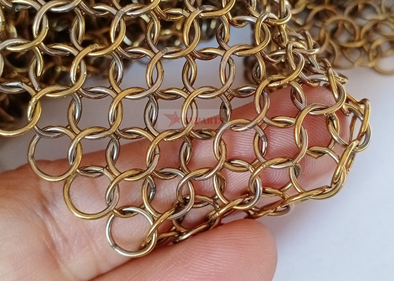 métal Ring Mesh Curtains Gold Color Used d'acier inoxydable de 0.8x7mm pour le diviseur de l'espace