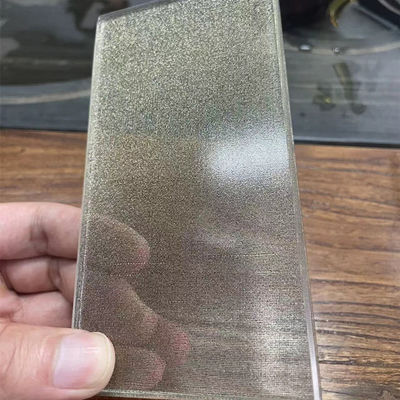 Verre feuilleté de PVB de film d'anti tissu fait sur commande de sécurité incendie avec la maille de câblage cuivre