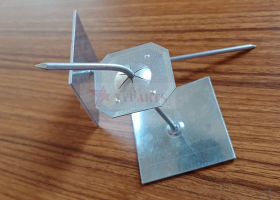 Pins autocolants en acier galvanisé pour fixer le matériau isolant préformé au conduit métallique