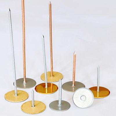 Tête de tasse en acier galvanisé épingles soudées conçues pour souder à travers et sécuriser les enveloppes d'isolation aux conduits de climatisation