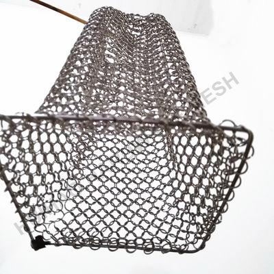 La couleur argentée a soudé le mur de 1.2mm Ring Mesh Fabric For Decoration Facade