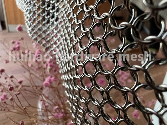 L'argent a enduit l'acier inoxydable soudé 316 d'anneaux ronds du rideau 8mm en Chainmail